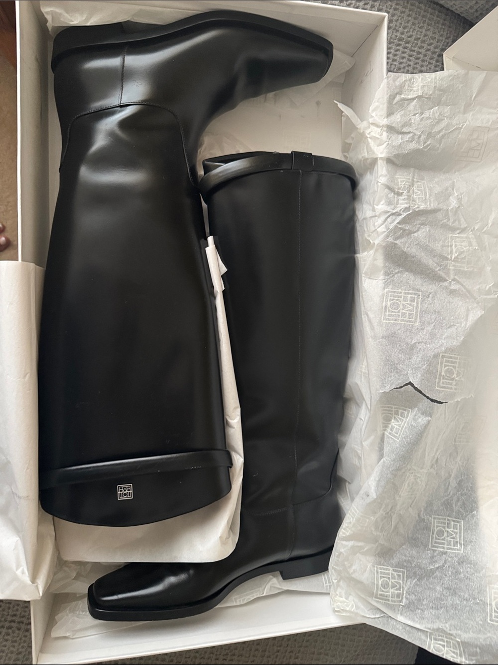 Toteme flat boots